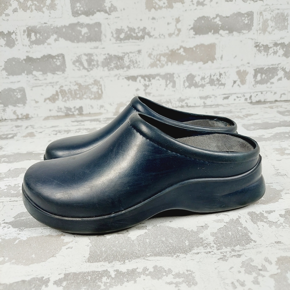 Klogs Black Mules